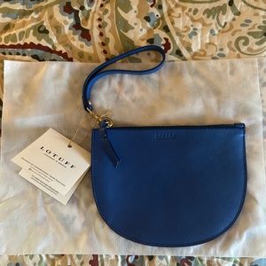 Lotuff round pouch wristlet